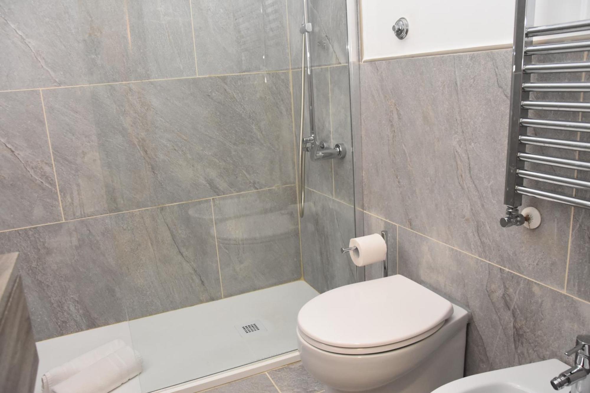 רומא Diasof Apartments מראה חיצוני תמונה