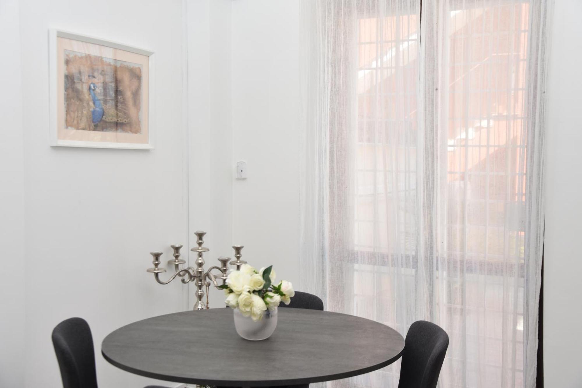 רומא Diasof Apartments מראה חיצוני תמונה